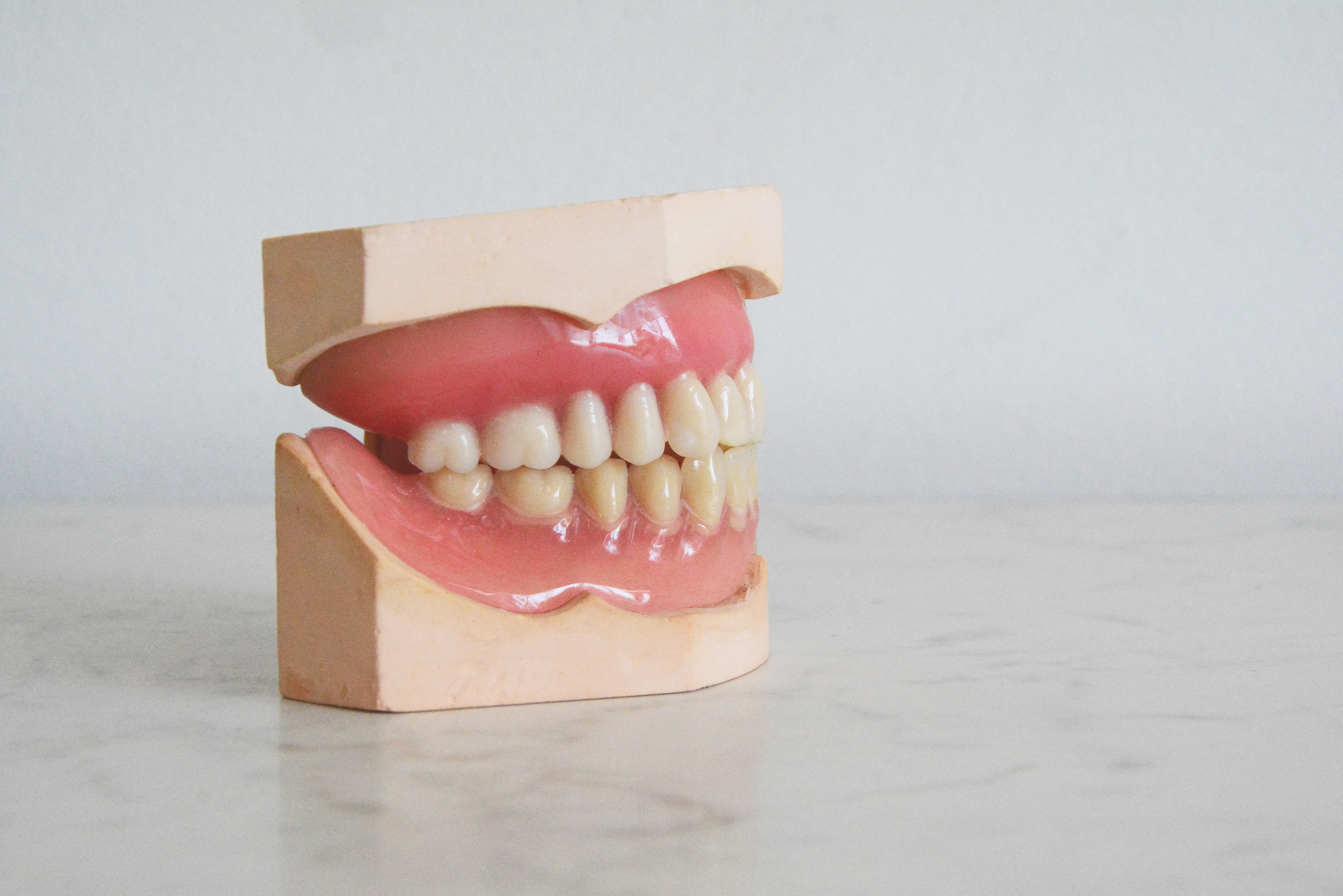 какое отбеливание зубов самое безопасное и эффективное