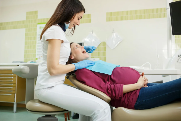 можно ли беременным удалять зубы с анестезией